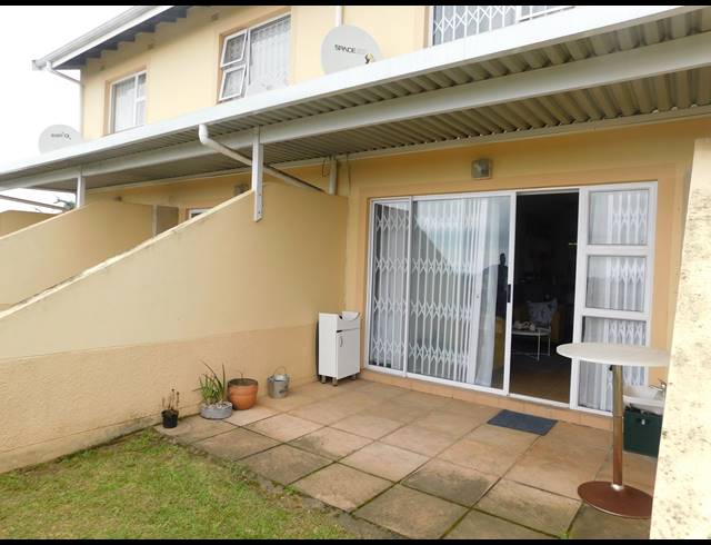 2 BEDROOM DUPLEX FOR SALE IN CAVERSHAM GLEN